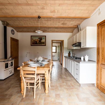 Appartamento Nella Campagna Di Certaldo Il Ciliegio Exterior photo